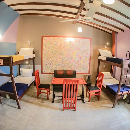 Funk Bunk - Mount View Lodge Kandy Buitenkant foto