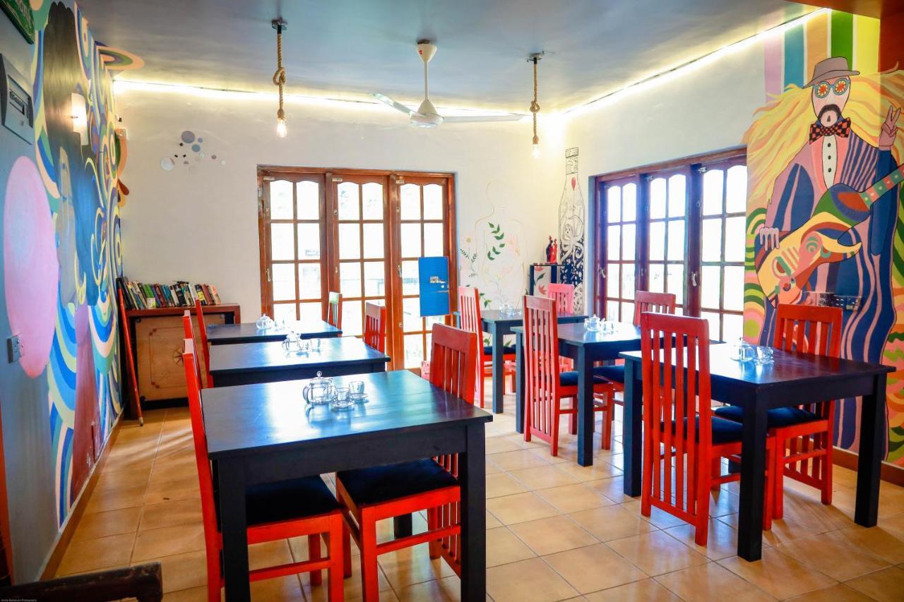Funk Bunk - Mount View Lodge Kandy Buitenkant foto