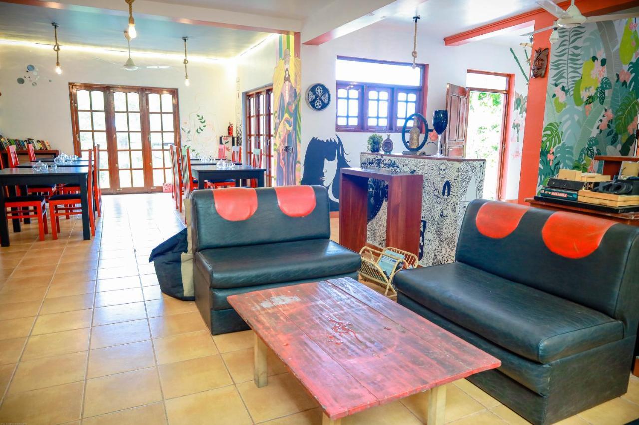 Funk Bunk - Mount View Lodge Kandy Buitenkant foto