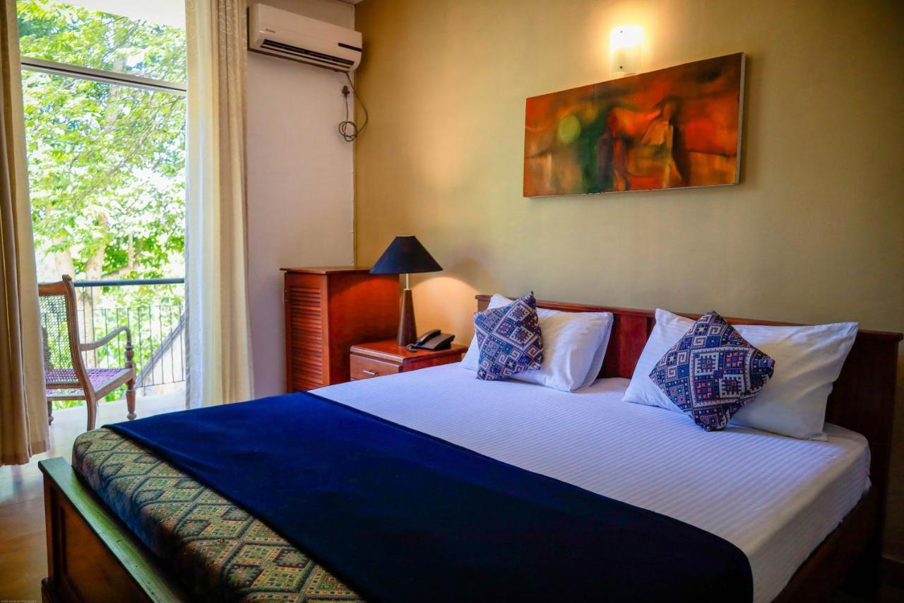 Funk Bunk - Mount View Lodge Kandy Buitenkant foto